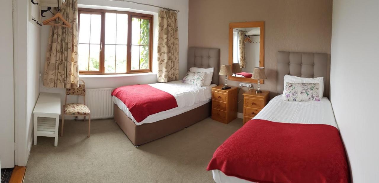 The Olde Forge B & B Caherdaniel Buitenkant foto